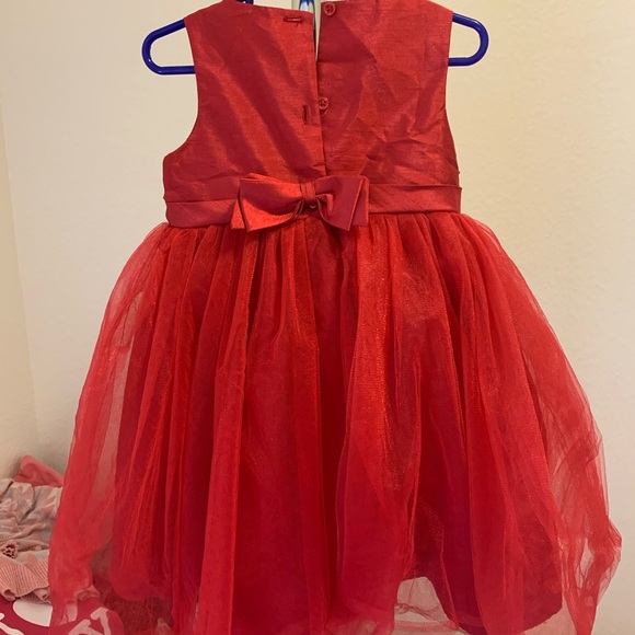 Beautiful 3T dresses - Picture 2 of 2